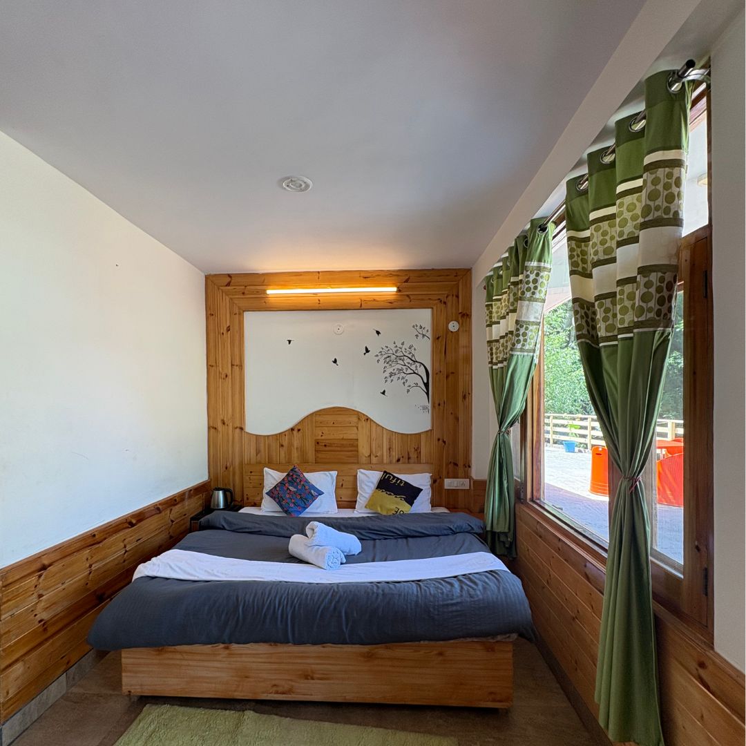 pure veg hotel in manali​